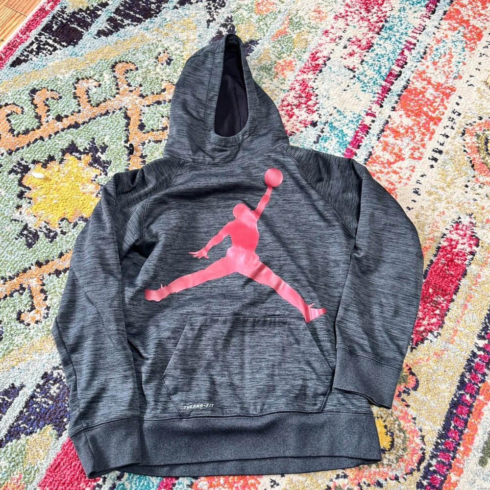 AIR JORDAN Youth Size 13-15yrs. Black Hoodie Size xl
